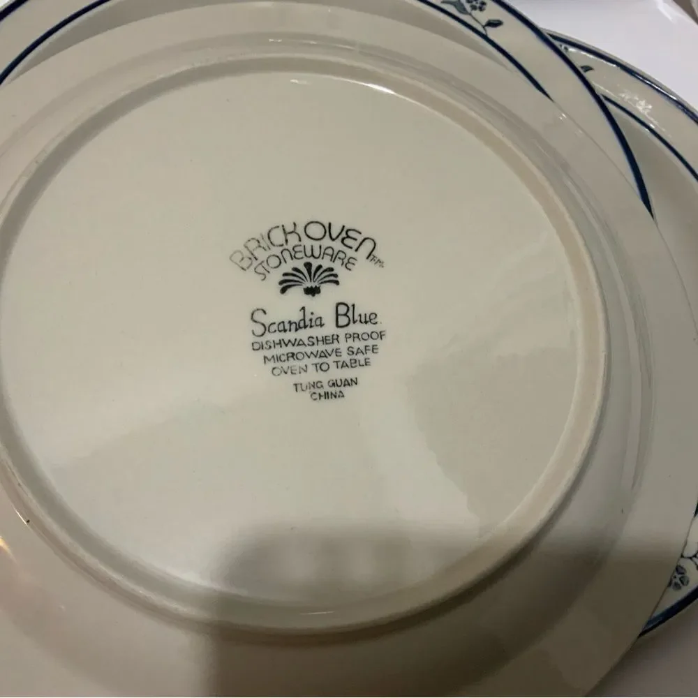 SCANDIA Blue DINNER PLATES Set Stoneware Floral Flowers Dishes  4 Brickoven G3